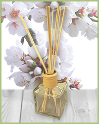photo of reed diffuser